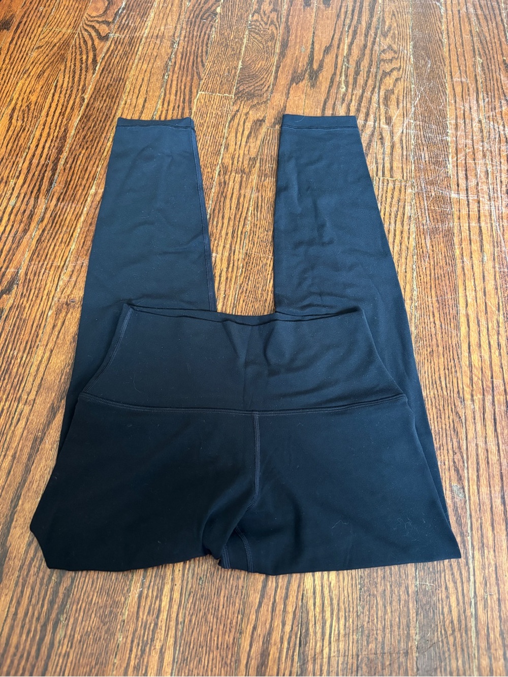 Aritzia TNA Golden Leggings